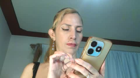 Snapshot of brithany_hunt chatting on June 14, 2026, 6:43 pm brithany hunt online show from June 14, 2026, 6:43 pm