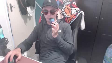 britishbigdick_ online show from October 3, 2025, 2:25 pm