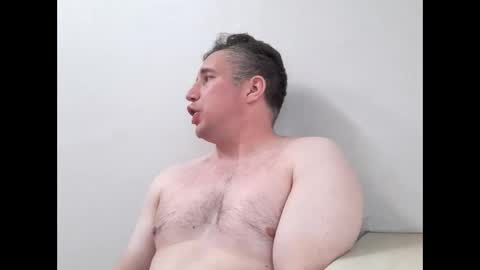 Snapshot of britishricky chatting on April 10, 2026, 3:23 am BritishRicky online show from April 10, 2026, 3:23 am