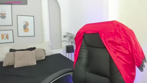 Britney online show from September 20, 2025, 9:05 pm