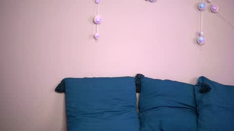 britneyhudson online show from December 15, 2025, 11:25 am