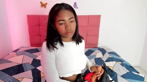 Snapshot of britny_hot111 chatting on January 16, 2025, 1:36 pm Britny hot111 online show from January 16, 2025, 1:36 pm