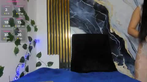 brittanyy20 online show from November 18, 2025, 9:58 am