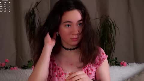 Lina online show from February 1, 2026, 11:20 am