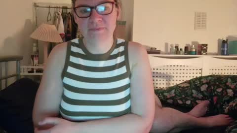 Claire and Gary online show from May 3, 2026, 10:10 am