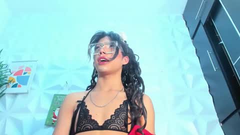 Snapshot of briyit_doll chatting on January 7, 2025, 11:48 am BRIYIT online show from January 7, 2025, 11:48 am