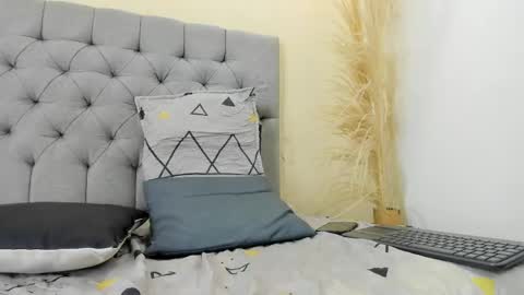 brock_hurn online show from April 21, 2026, 1:42 am