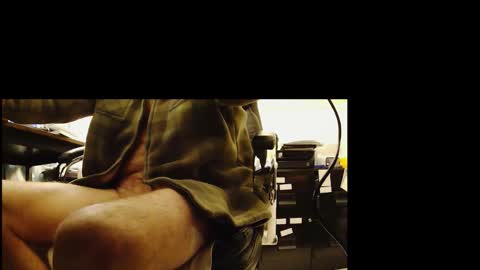 brode3 online show from December 3, 2025, 6:50 pm