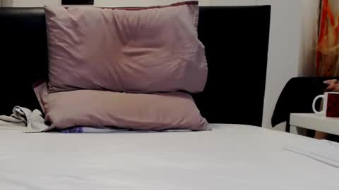 BrodyStone online show from December 17, 2024, 11:27 pm