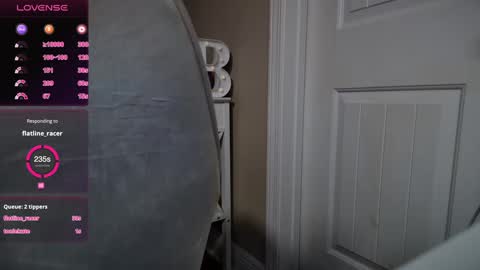 Snapshot of brookebee27 chatting on January 1, 2025, 8:13 am brookebee online show from January 1, 2025, 8:13 am