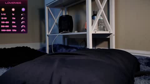 Snapshot of brookebee27 chatting on January 22, 2025, 10:48 pm brookebee online show from January 22, 2025, 10:48 pm