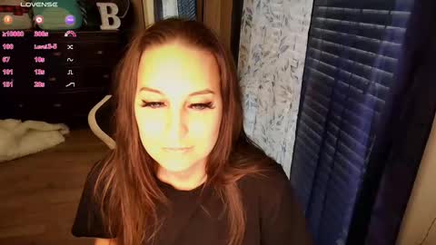 brookebee online show from April 12, 2026, 11:26 am