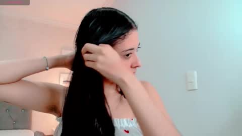 Brook Loves online show from September 29, 2025, 3:44 am