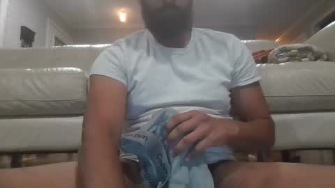 brownbd32 online show from November 21, 2025, 5:28 am