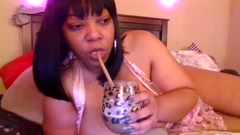 brownroundrenee online show from January 12, 2025, 10:45 am