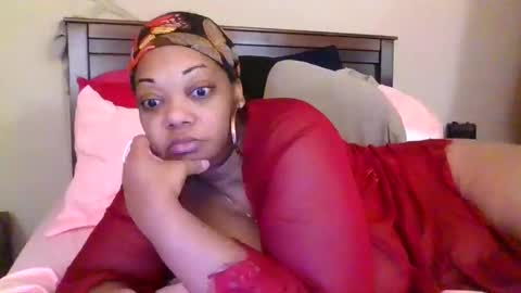 brownroundrenee online show from April 15, 2026, 10:11 am