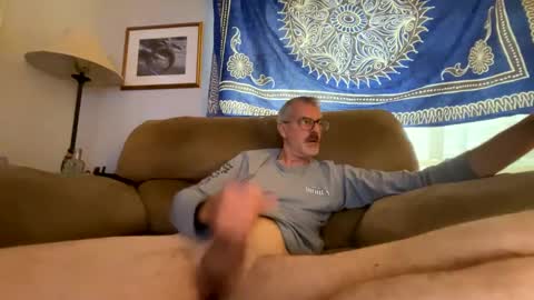 Bruce online show from October 6, 2025, 3:09 pm