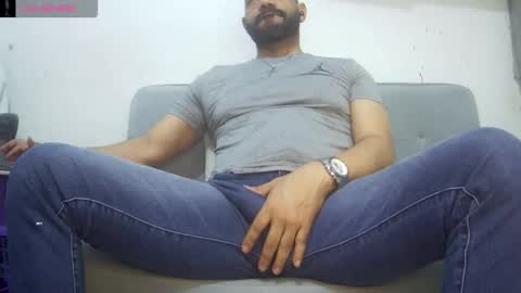Snapshot of bruce_bigg chatting on May 14, 2026, 5:47 am Bruce online show from May 14, 2026, 5:47 am