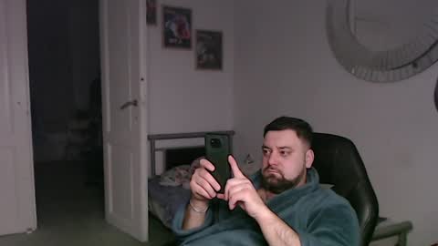 Snapshot of brucemf chatting on December 18, 2024, 8:47 pm Bruce online show from December 18, 2024, 8:47 pm