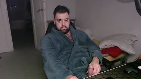 Snapshot of brucemf chatting on December 22, 2024, 4:06 pm Bruce online show from December 22, 2024, 4:06 pm