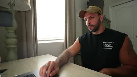 onlyfans BRUCESTRYKER online show from October 19, 2025, 7:47 pm