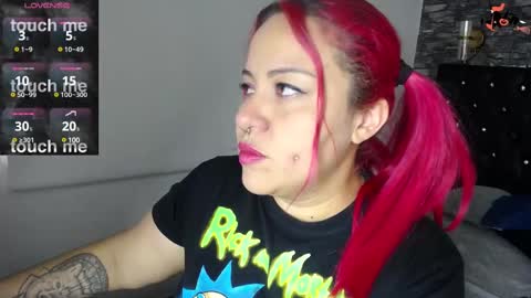Bruja SCarlata online show from February 12, 2025, 6:40 pm