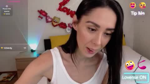 Ellis online show from October 25, 2025, 6:32 am