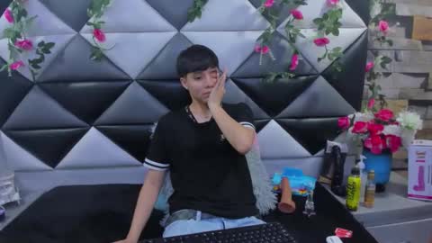 Bruno Cruz online show from November 7, 2025, 2:44 am