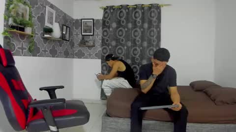 bruno_snow online show from October 24, 2025, 3:25 am