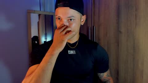 Snapshot of bryan_boy_ chatting on January 25, 2025, 2:04 am bryan online show from January 25, 2025, 2:04 am