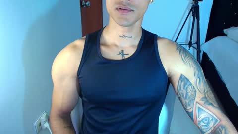 Snapshot of bryan_boy_ chatting on October 18, 2025, 12:24 am bryan online show from October 18, 2025, 12:24 am