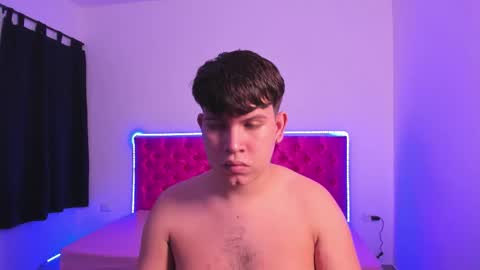bryan_master77 online show from October 9, 2025, 6:33 am