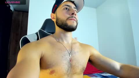 bryan_oficials online show from October 7, 2025, 3:04 am