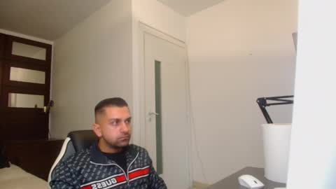 BryceReign online show from April 11, 2026, 4:50 am