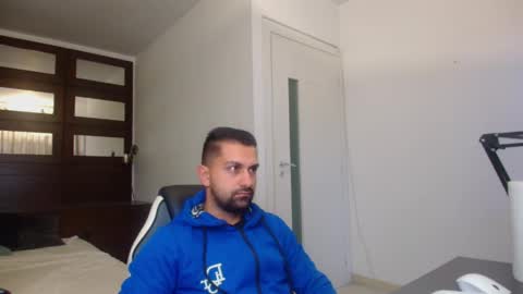 BryceReign online show from April 23, 2026, 4:35 am