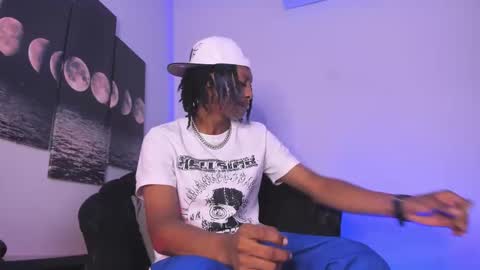 Bryxon  online show from September 13, 2025, 4:07 pm