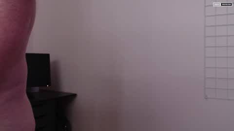 Snapshot of bt5002 chatting on December 14, 2024, 7:46 pm BT online show from December 14, 2024, 7:46 pm