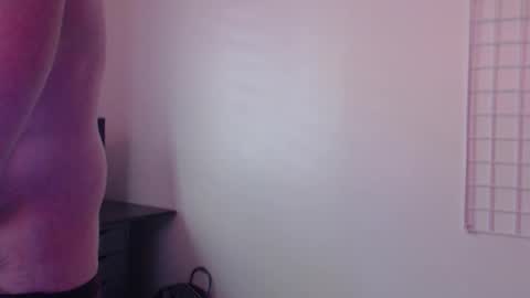 Snapshot of bt5002 chatting on October 21, 2025, 3:02 pm BT online show from October 21, 2025, 3:02 pm