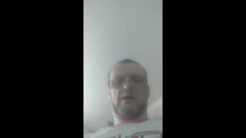 Snapshot of btfhhyivf chatting on December 18, 2024, 10:19 am Bes online show from December 18, 2024, 10:19 am