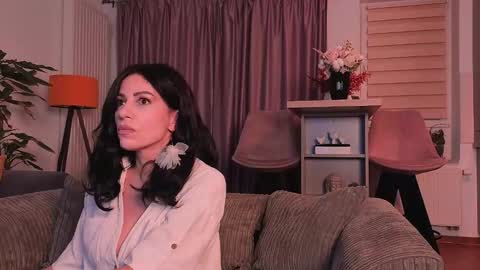 MayaCroft online show from January 13, 2026, 6:46 pm