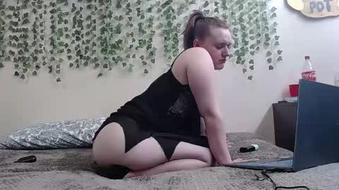 bubblesxo online show from March 29, 2026, 3:50 am