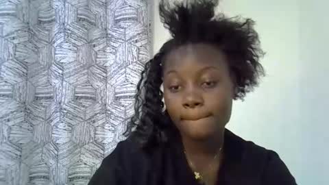 bubbly_ass30 online show from December 20, 2025, 3:41 pm