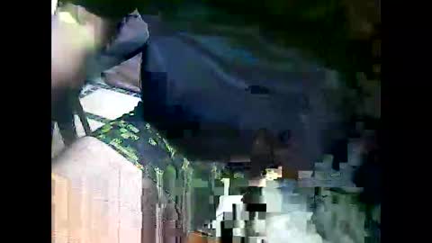 Snapshot of bublachut chatting on February 15, 2026, 3:25 am suzie2rogers online show from February 15, 2026, 3:25 am