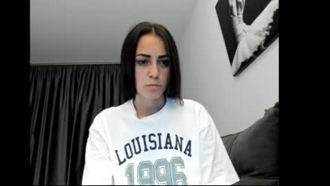 bubyluxe online show from June 24, 2026, 12:42 am