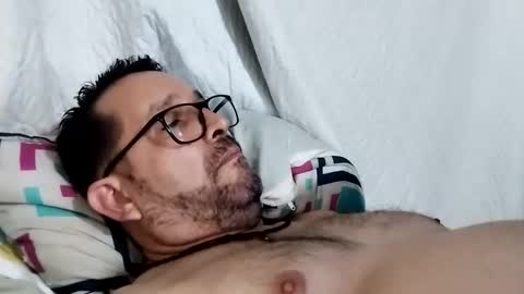 buchs32 online show from November 9, 2025, 7:28 am