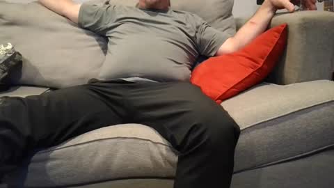 Buck online show from November 20, 2025, 8:14 am