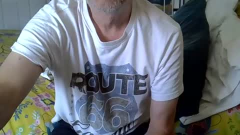 Snapshot of buckey12 chatting on July 8, 2026, 11:37 am buckey12 online show from July 8, 2026, 11:37 am