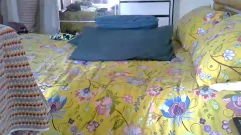Snapshot of buckey12 chatting on July 12, 2026, 4:42 pm buckey12 online show from July 12, 2026, 4:42 pm