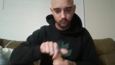 Snapshot of bud42o chatting on December 15, 2025, 12:15 am Bud42o online show from December 15, 2025, 12:15 am