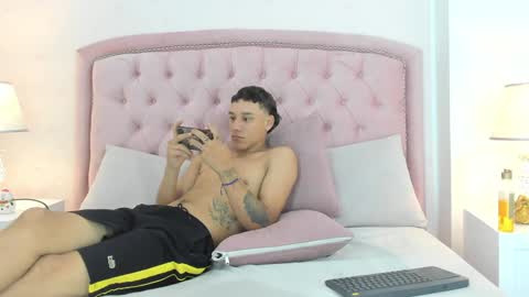 Buda y Cataleya online show from January 11, 2025, 11:13 pm